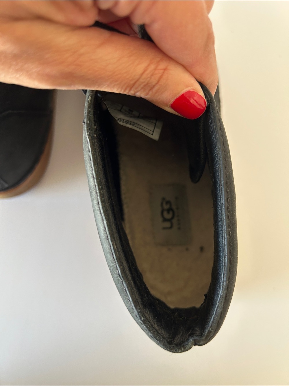 Ugg Men's Black Lace-Up Chukka Boots - Picture 4 of 6